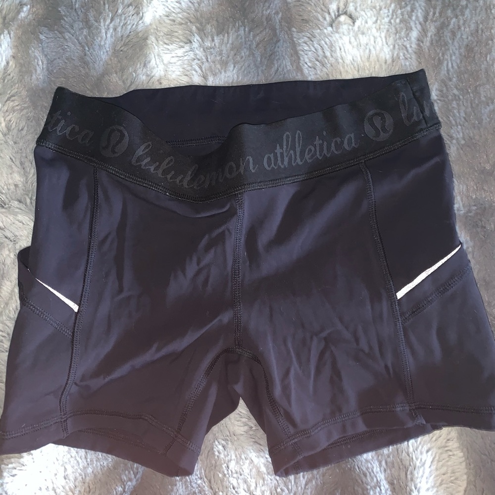 Lululemon athletic/compression shorts